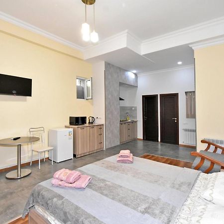 Modern Apartments And Tours Єреван Екстер'єр фото