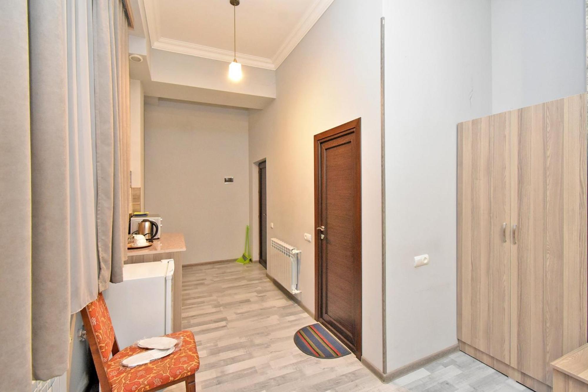 Modern Apartments And Tours Єреван Екстер'єр фото
