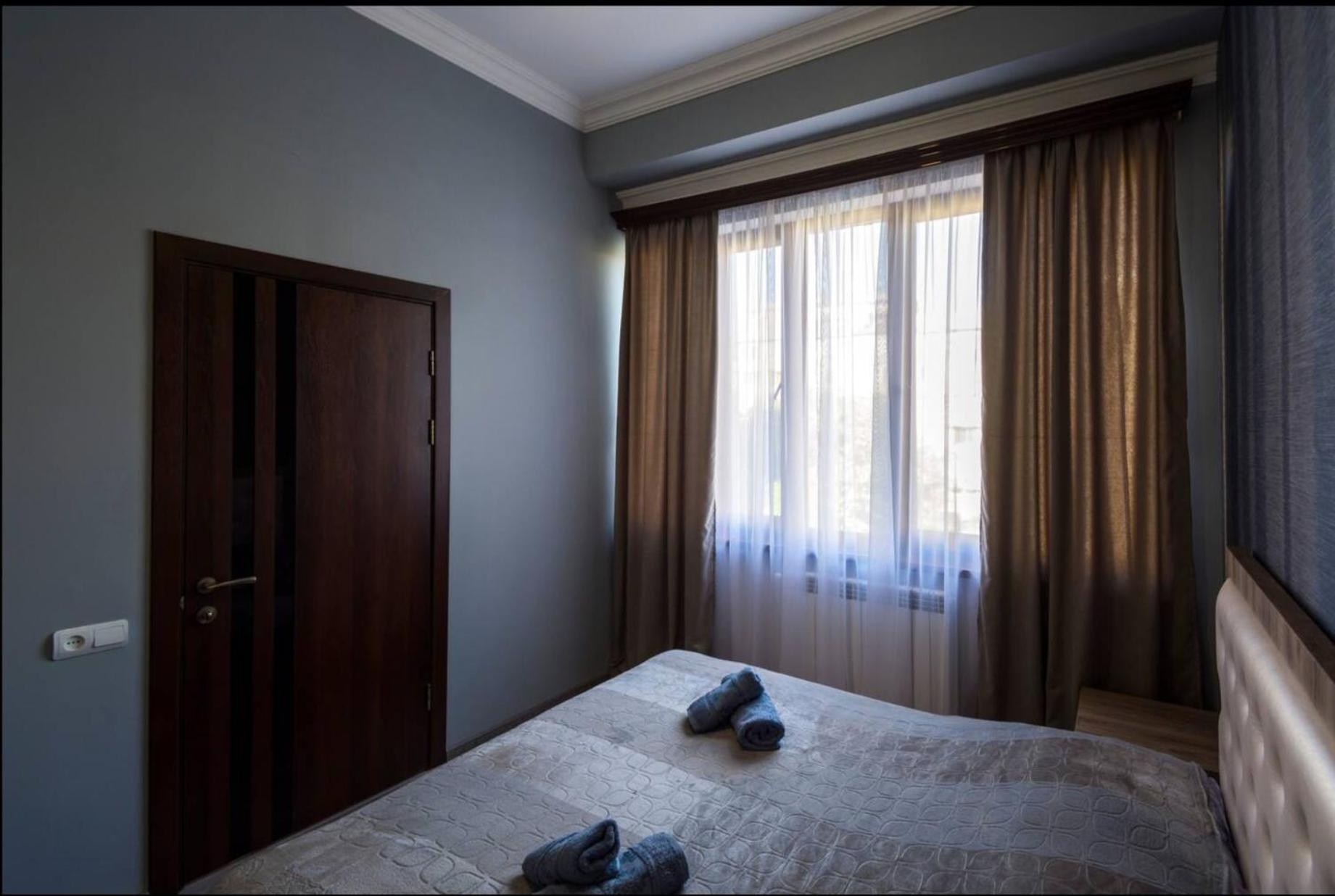 Modern Apartments And Tours Єреван Екстер'єр фото