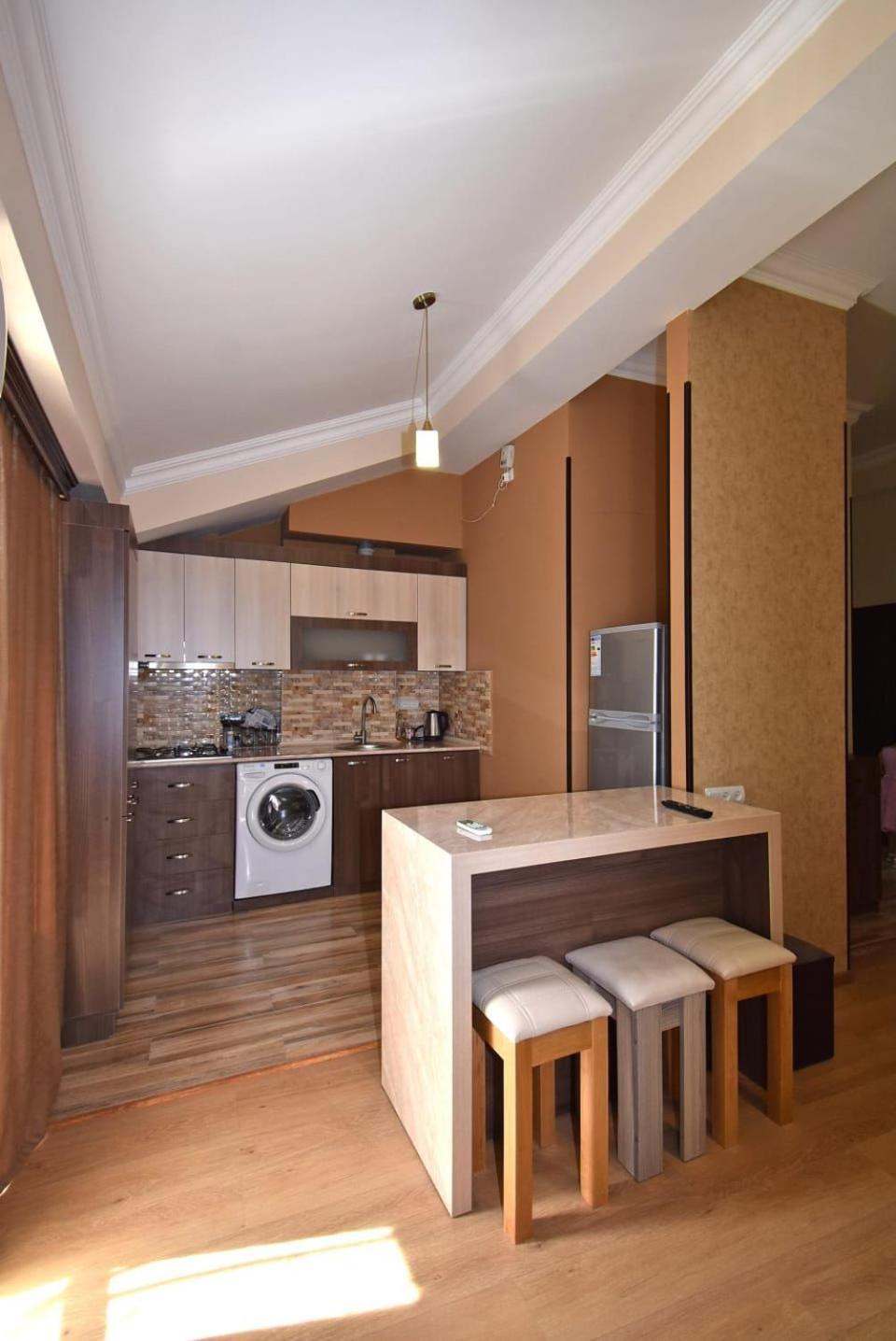 Modern Apartments And Tours Єреван Екстер'єр фото