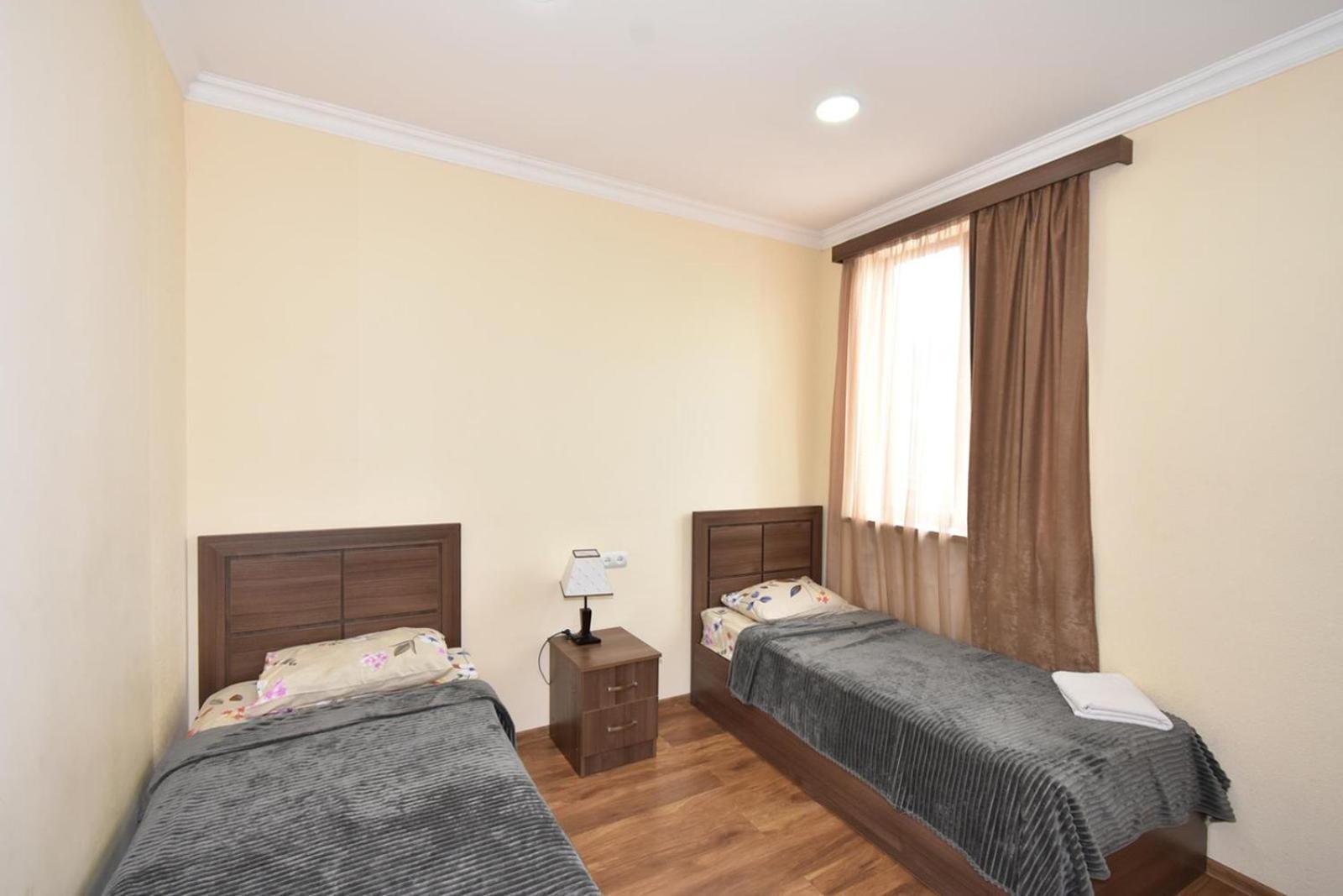 Modern Apartments And Tours Єреван Екстер'єр фото