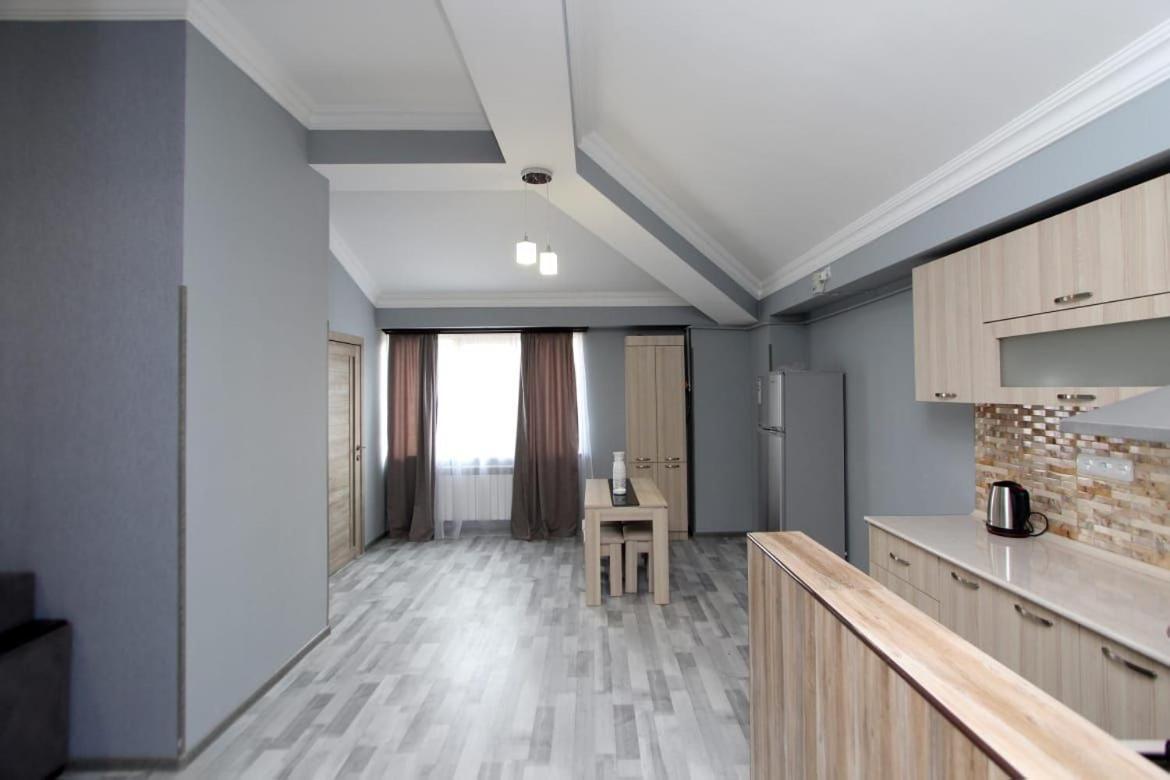 Modern Apartments And Tours Єреван Екстер'єр фото