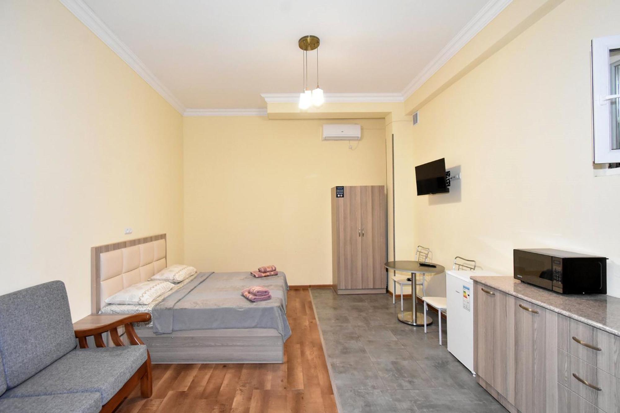 Modern Apartments And Tours Єреван Екстер'єр фото
