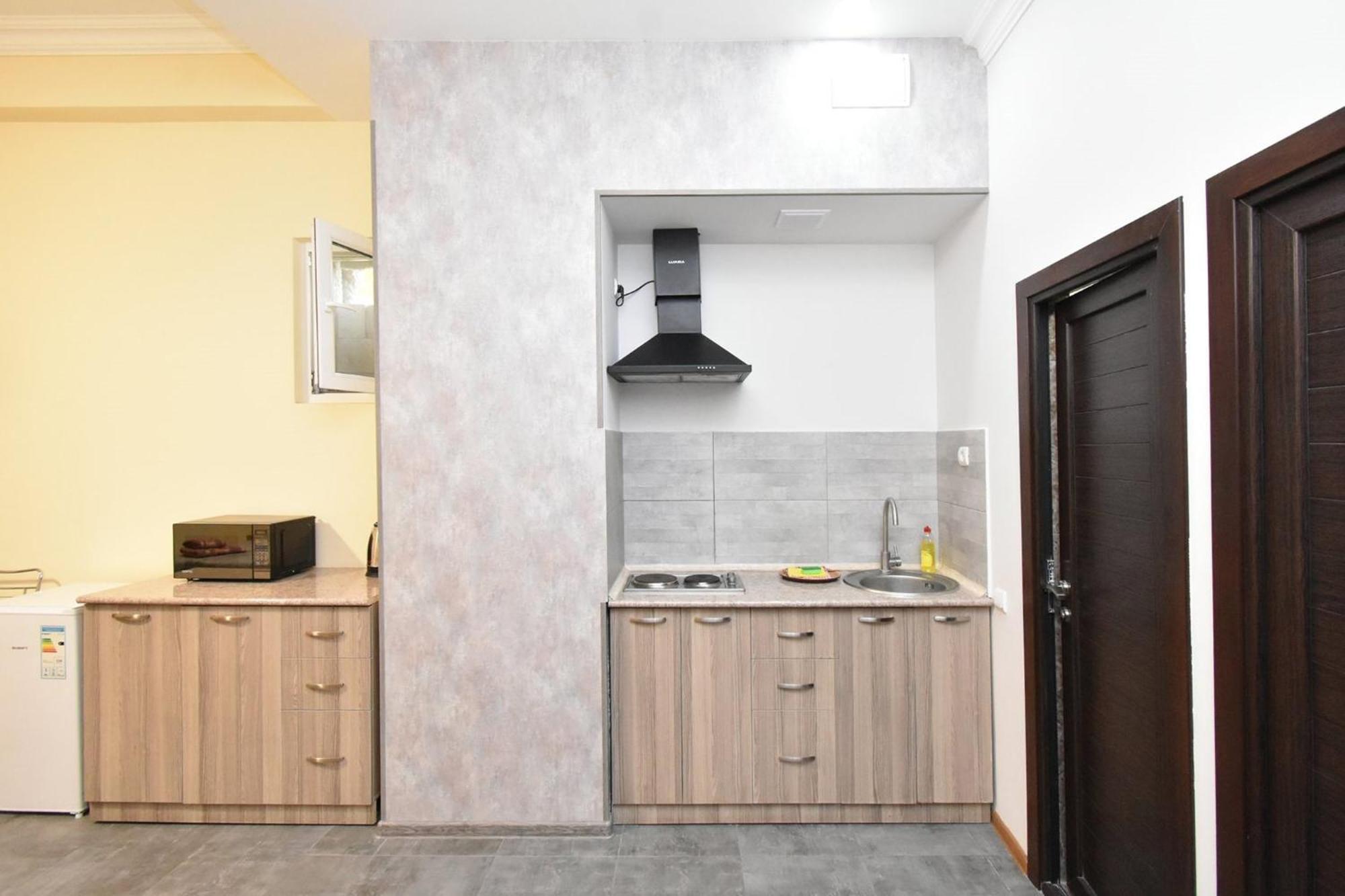 Modern Apartments And Tours Єреван Екстер'єр фото